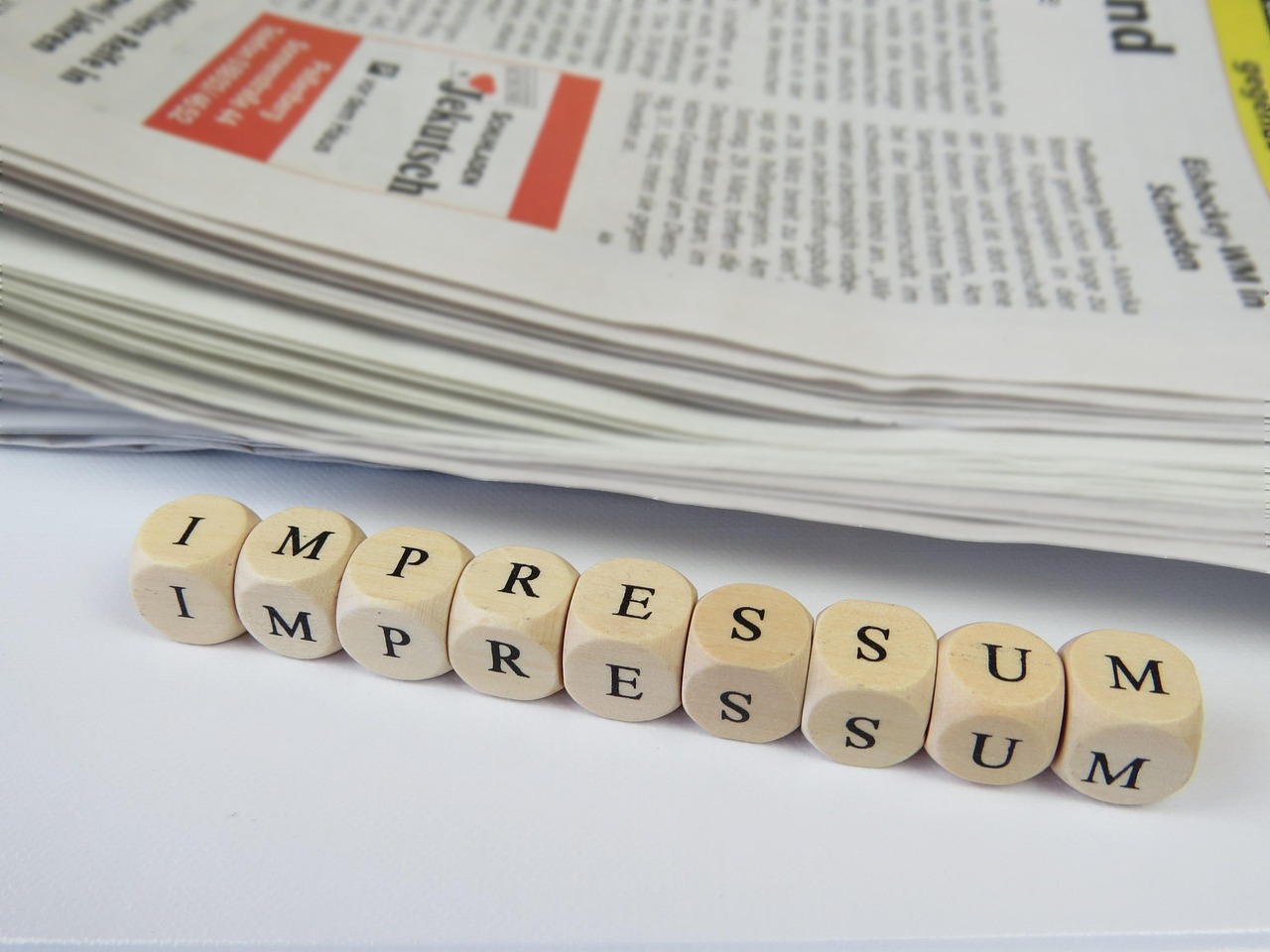 Impressum, Webdesign, Recht, Zeitung
